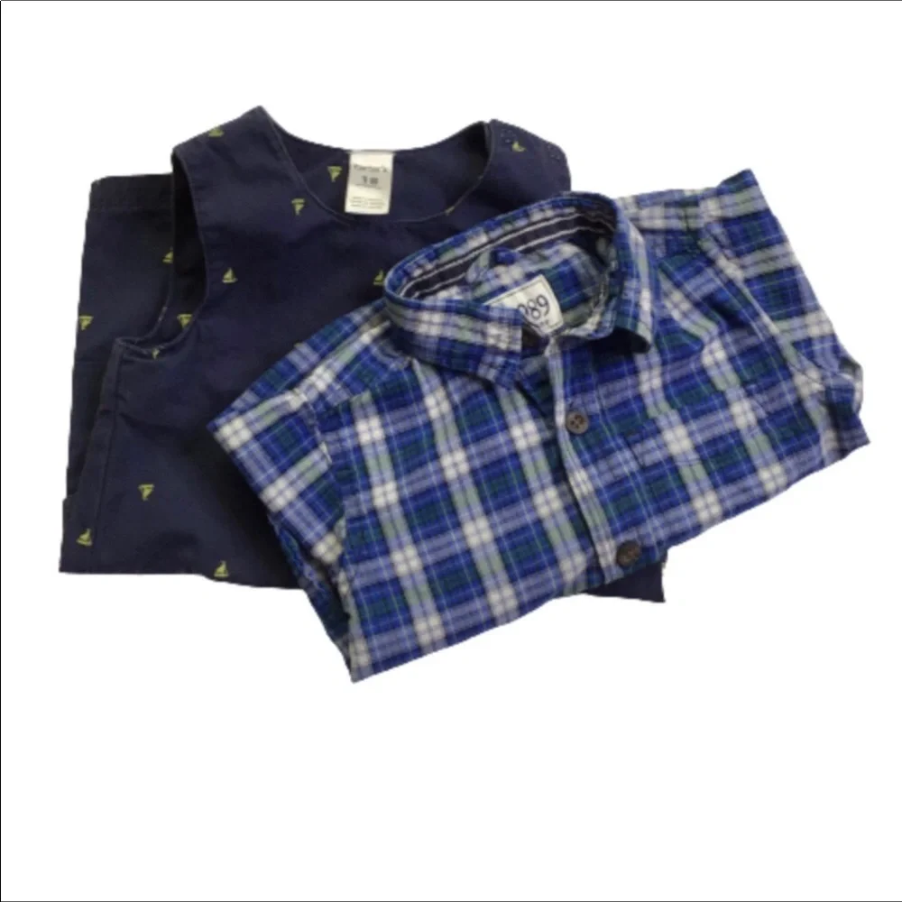 Boys Bundle of 2 Children’s Place and Carter’s 12-18 month